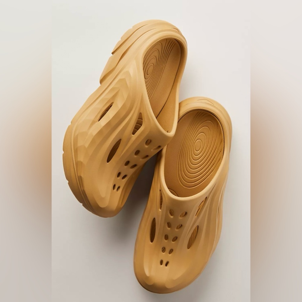 HOKA ONE ONE Ora Recovery Mules - Picture 7 of 16